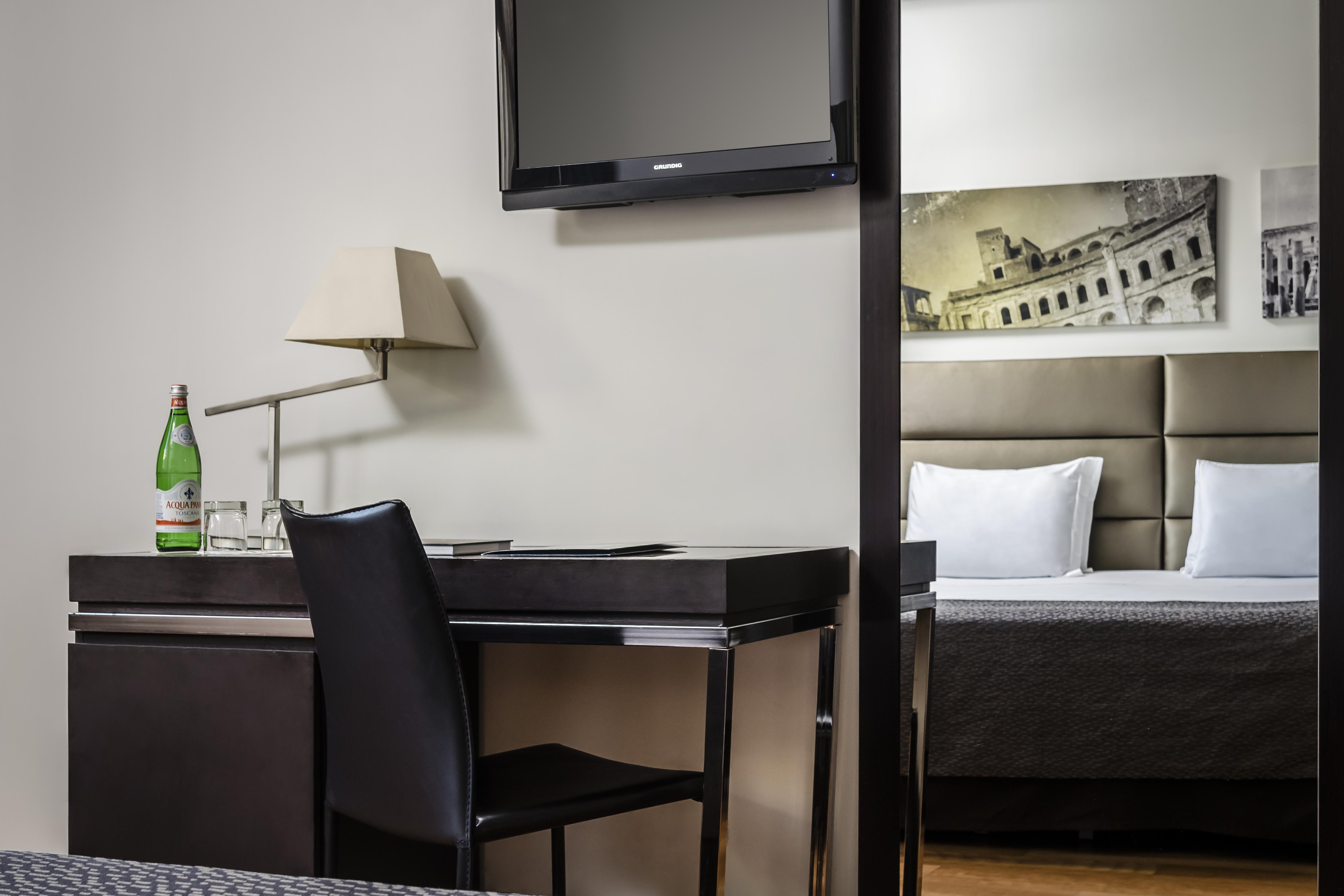 Hotel Eurostars Roma Aeterna Esterno foto