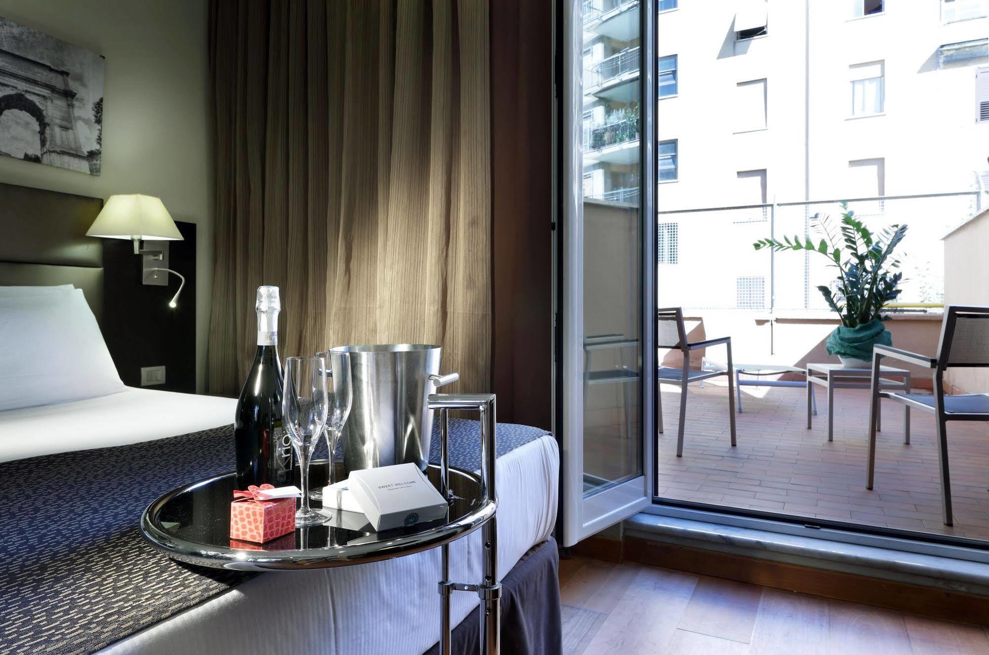 Hotel Eurostars Roma Aeterna Esterno foto